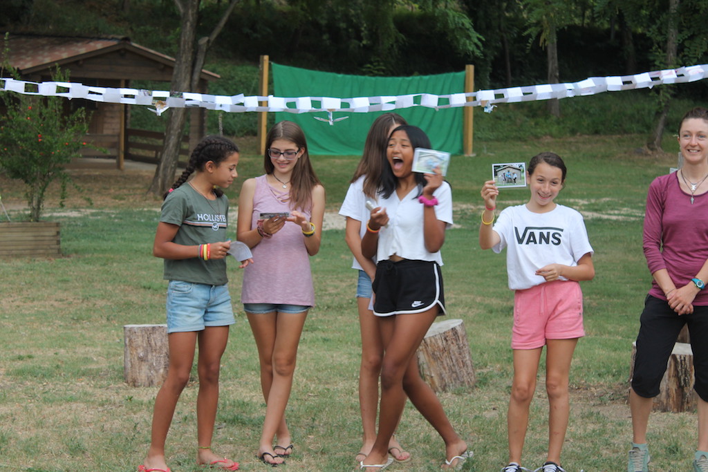 Village Camps International Summer Camp Ardèche, France 2019-07-26 https://www.villagecamps.com/journals_admin/images/2166-7209-TalentShow1 copy.jpg Village Camps International Summer Camp Ardèche, France 2019-07-26 https://www.villagecamps.com/journals_admin/images/2166-7209-TalentShow1 copy.jpg